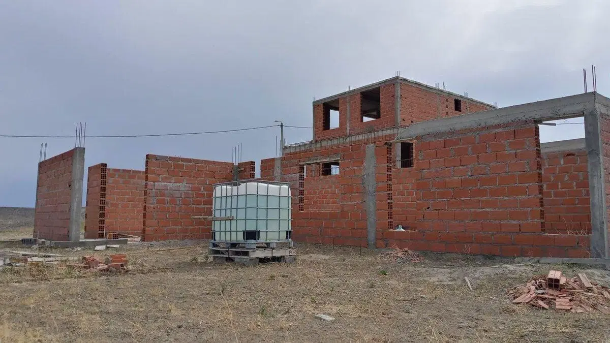 TERRENO 360 M2 MEJORA 75 M2 VENTA LOTEO LOS SAUCES 2