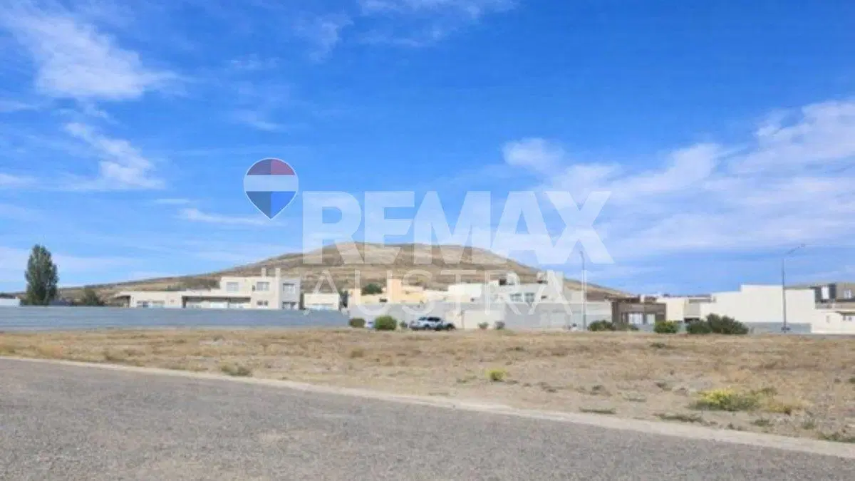 TERRENO COMERCIAL EN ALTOS DE LA VILLA RADA TILLY 2