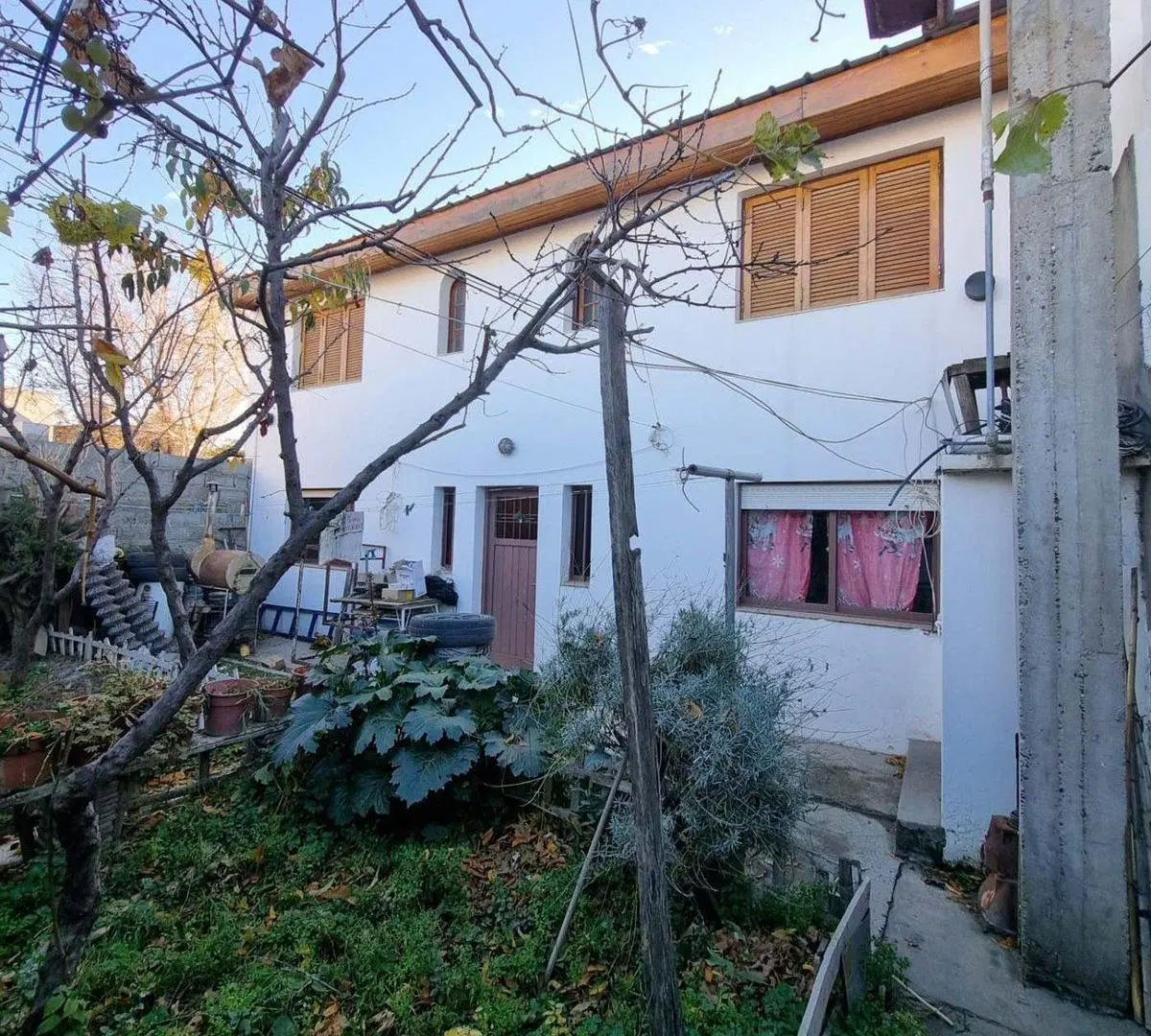 CASA Y DUPLEX EN BARRIO PUEYRREDON 4