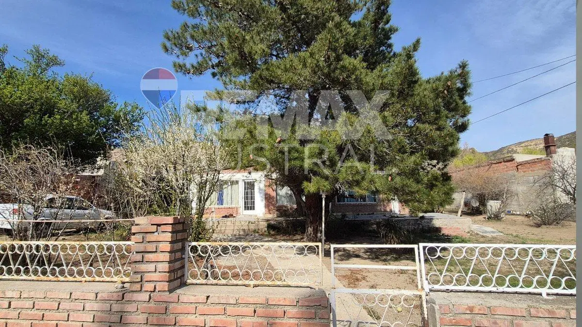 Lote con  vivienda a refaccionar 3