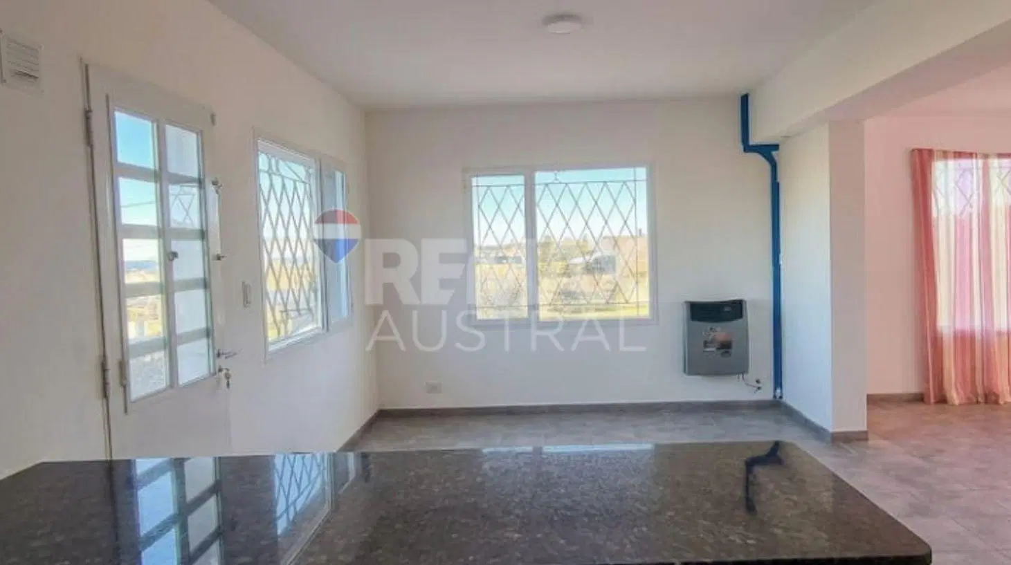 CASA ESQUINA EN VENTA B °CEFERINO 5