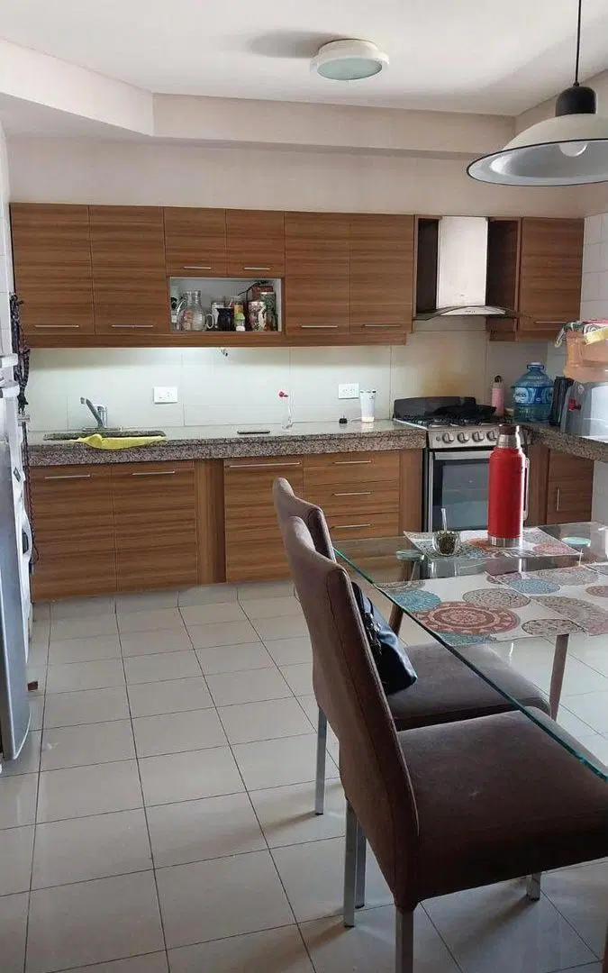 DEPARTAMENTO + OFICINA EN PLANTA BAJA+ QUINCHO 2