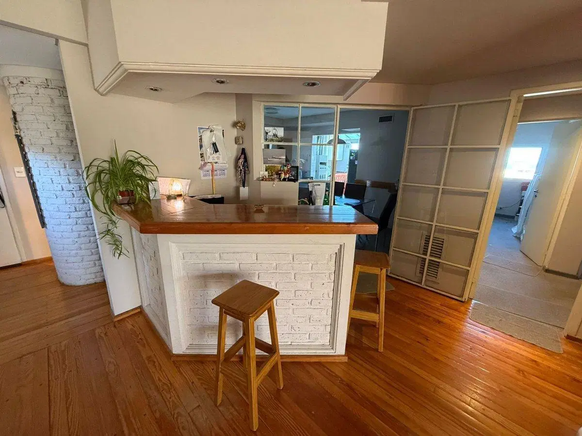DEPARTAMENTO + OFICINA EN PLANTA BAJA+ QUINCHO 3