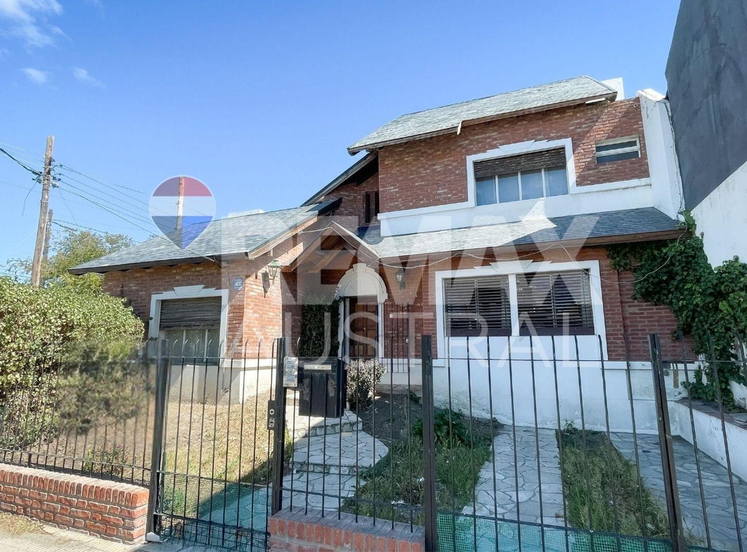 CASA EN Bº ROCA - COMODORO RIVADAVIA