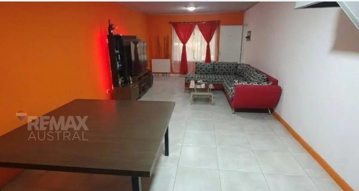 DEPTO 110 M2 CUBIERTOS AVDA. RIVADAVIA Y PATIO 4