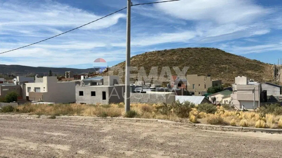 LOTE EN ESQUINA BARRIO FEIJO 4