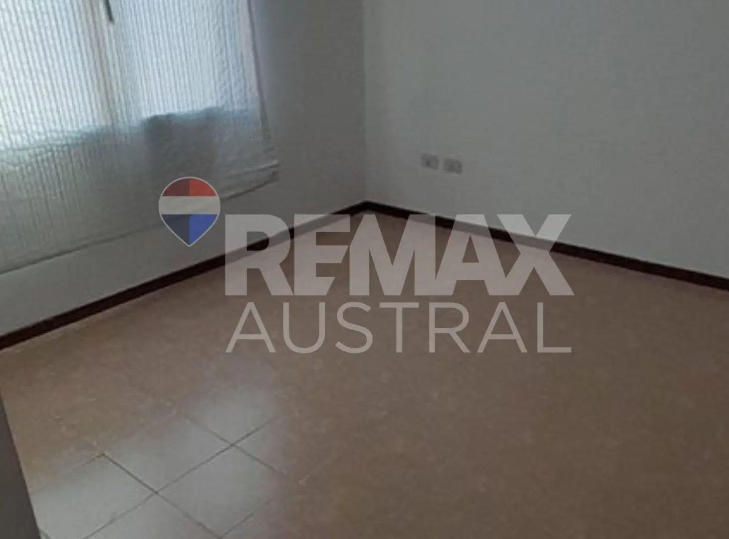 DEPARTAMENTO 1 DORMITORIO SOBRE AVENIDA PRINCIPAL 4