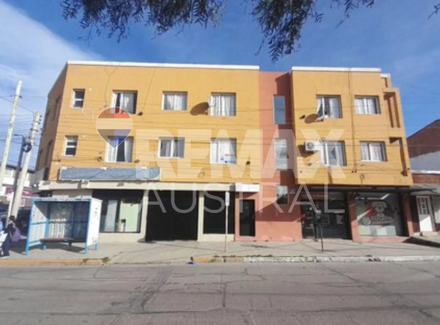 DEPARTAMENTO 1 DORMITORIO SOBRE AVENIDA PRINCIPAL 2