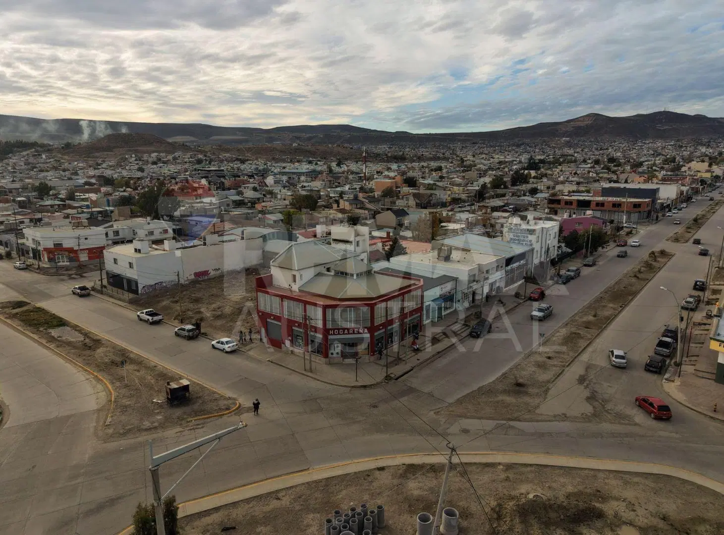 Local comercial en esquina de 3 avenidas 5