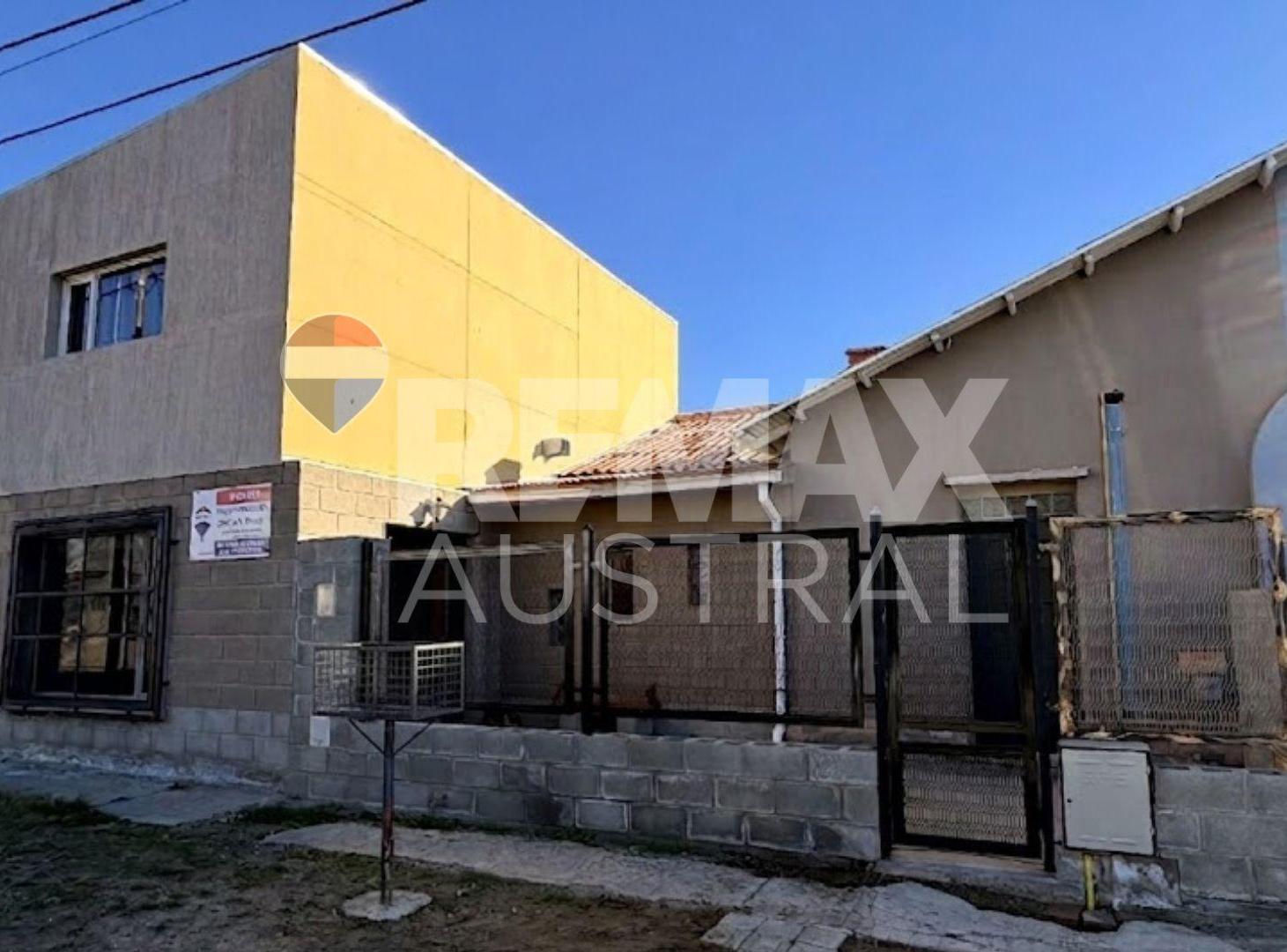 Diadema: 2 Casas en Esquina sobre Lote 382 m2