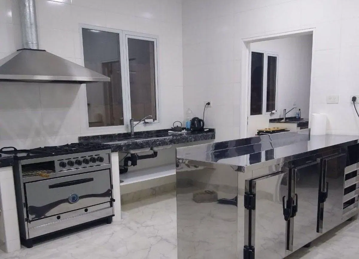 Salon en Bellavista Sur 3