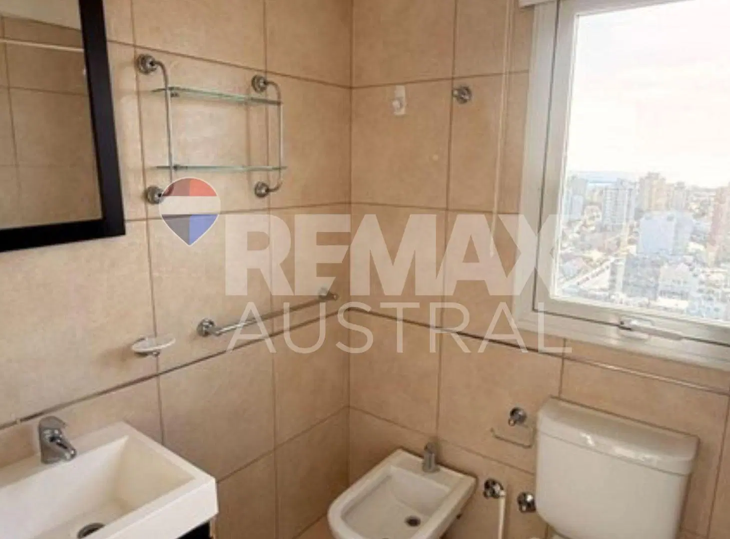 MONOAMBIENTE CON COCHERA-ALAMOS II 3