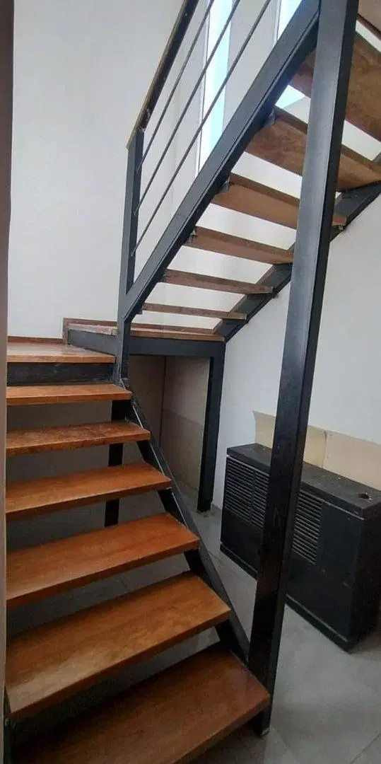 CASA 3 DORM.2 BAÑOS VENTA. KM5 APTA CRED. HIPOTEC. 4
