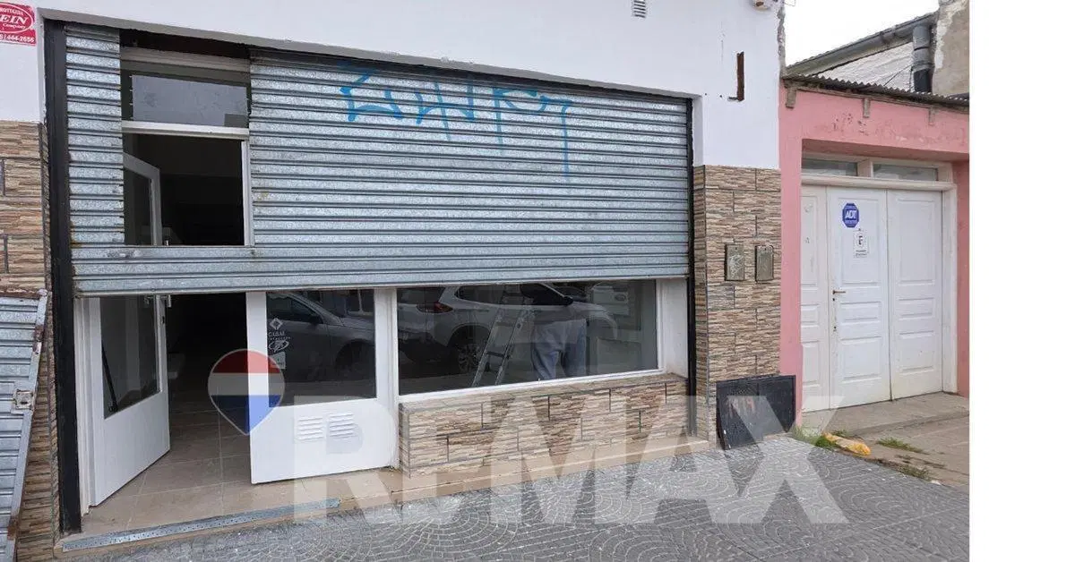 LOCAL COMERCIAL EN ALQUILER – AMEGHINO 3