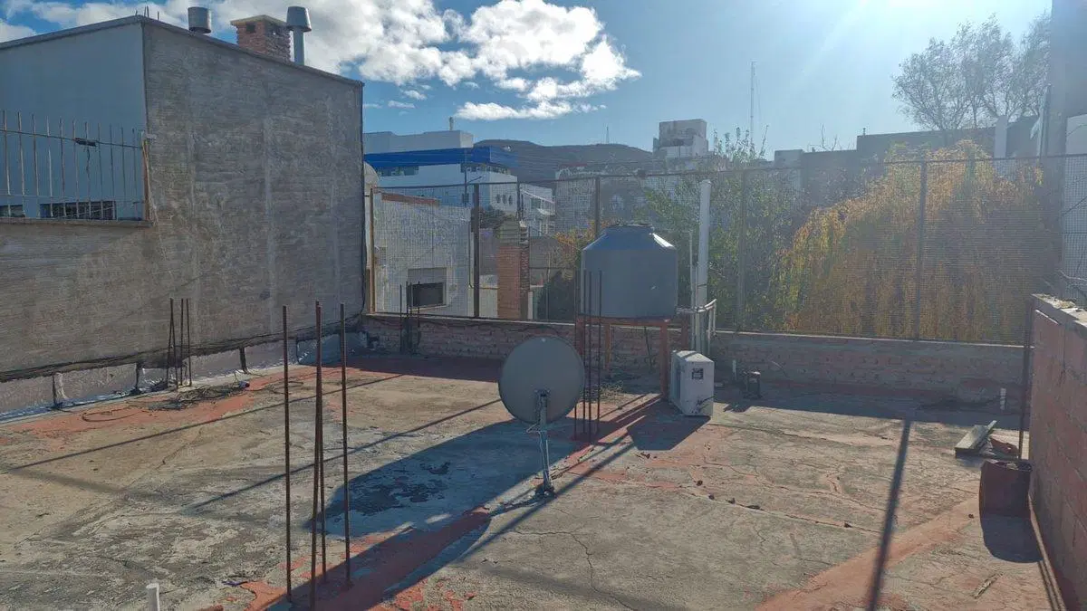 VENTA LOCAL - CENTRO - LA LOMA 3