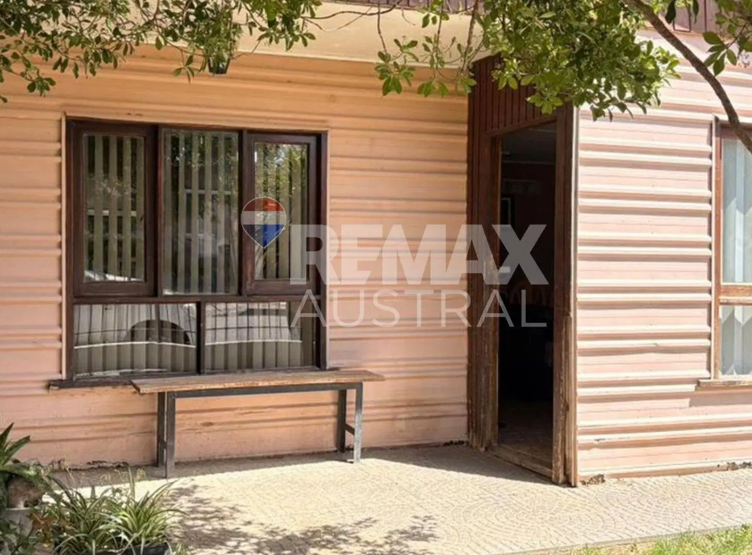 CASA PREFABRICADA EN BARRIO PUEYRREDON 4