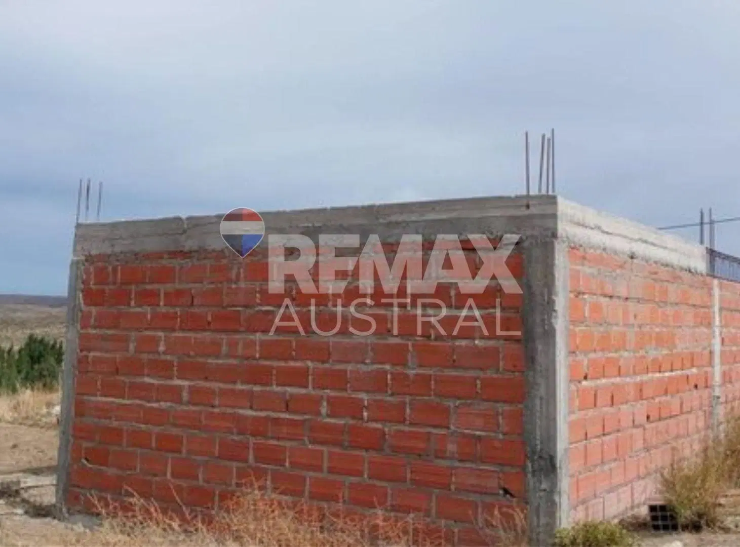 TERRENO 360 M2 MEJORA 75 M2 VENTA LOTEO LOS SAUCES 3