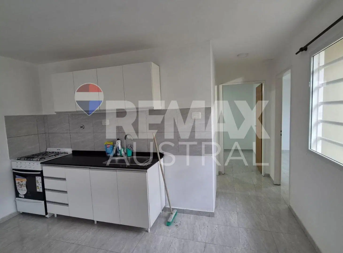DOS CASAS DE 1 DORMITORIO-KM 5 COMODORO RIVADAVIA 2