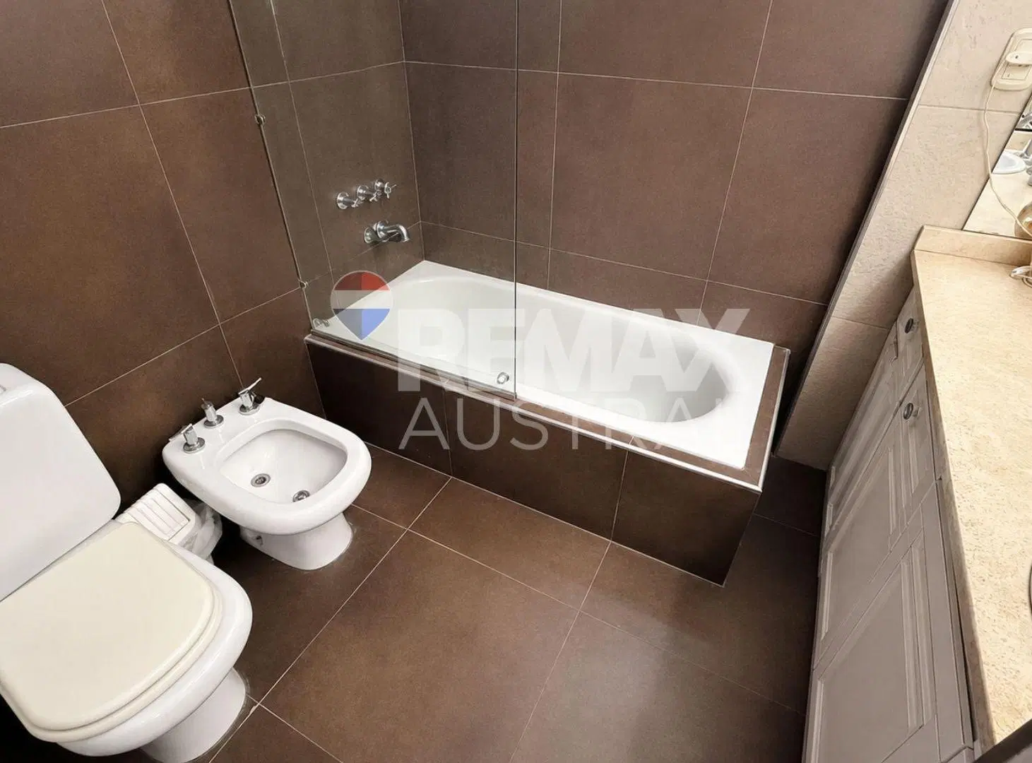 DEPARTAMENTO 2 DORMITORIOS CENTRO COMODORO 2