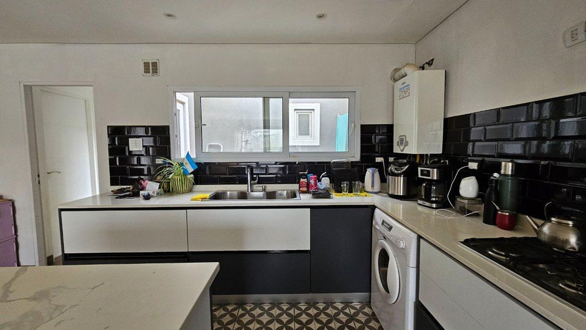 Foto de DOS CASAS EN UN LOTE DE 800m2 EN BELLA VISTA OESTE, imagen 4