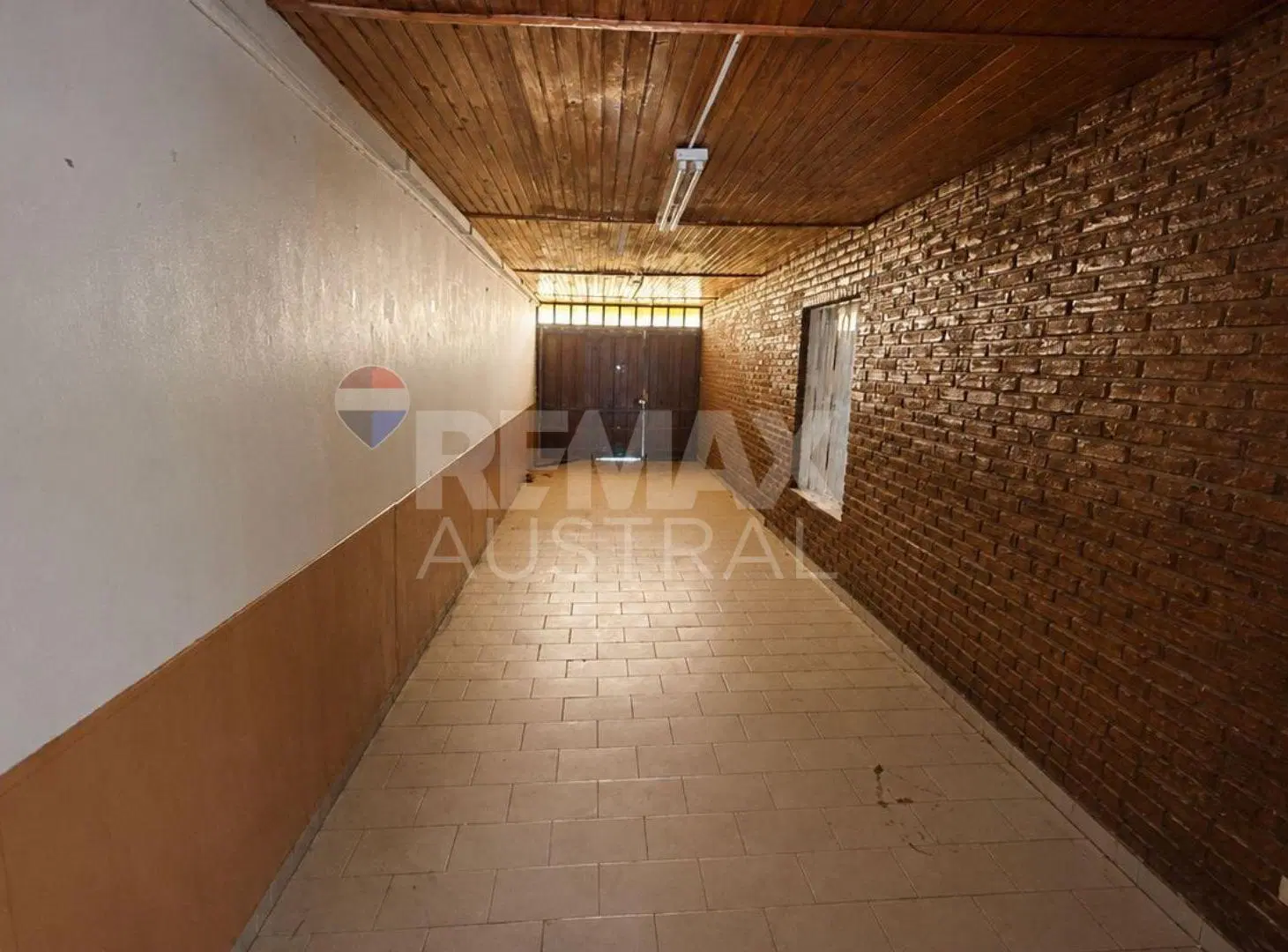 CASA 3 DORMITORIOS BARRIO PUEYRREDON 5