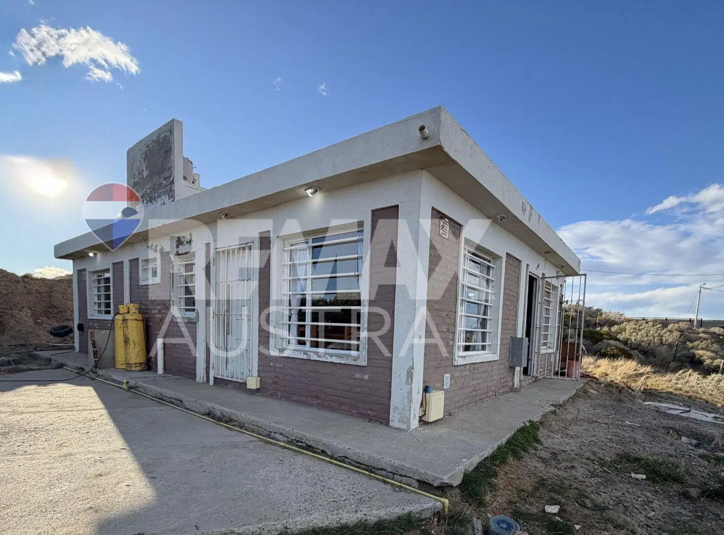 CASA 3 HABITACIONES - BELLA VISTA SUR 2