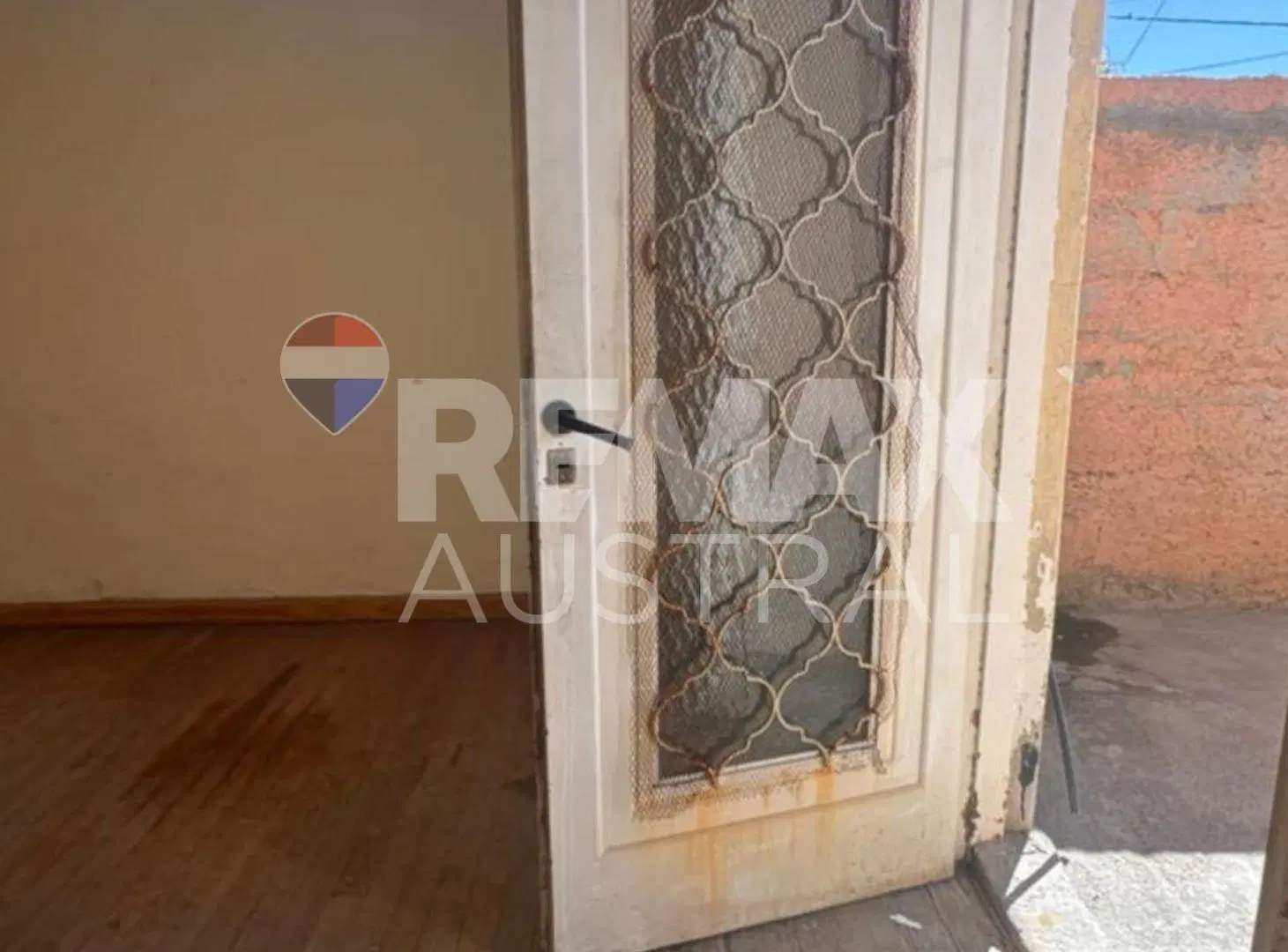 CASA 2 DORMITORIOS KM 3 MOSCONI APTA CRÉDITO 5