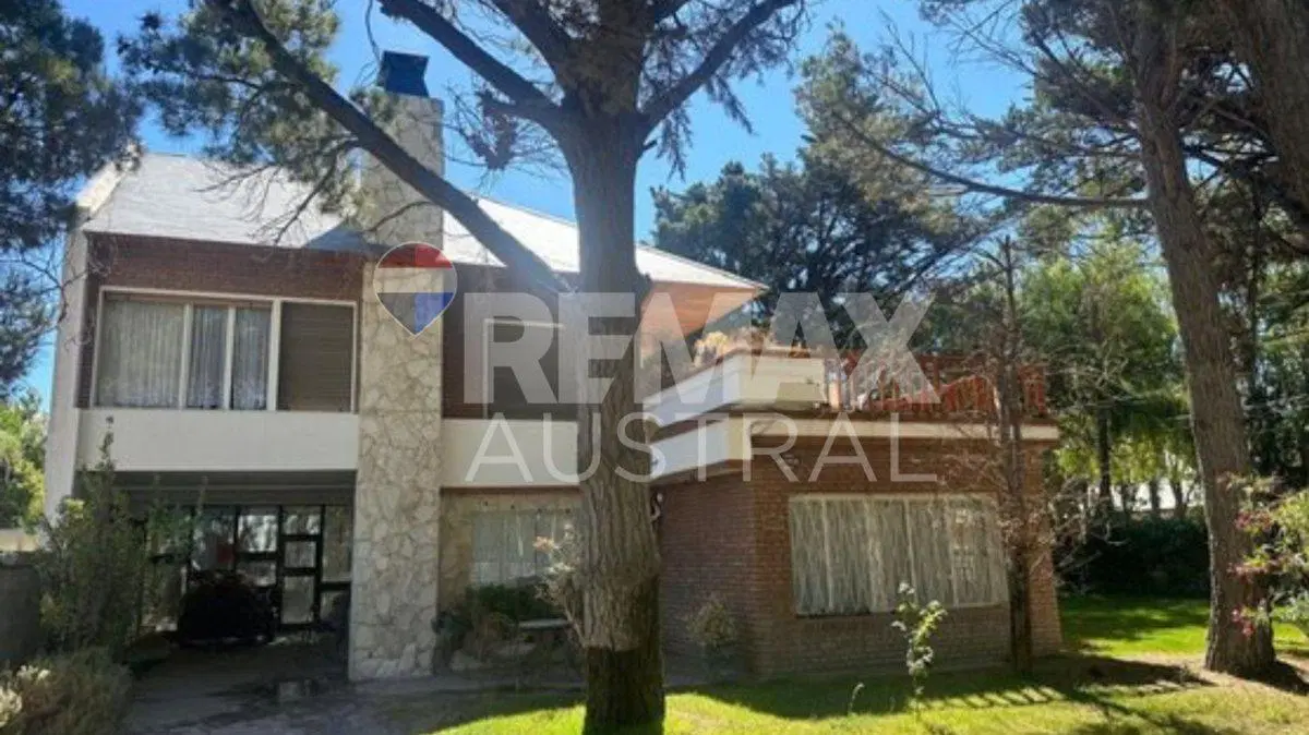 CASA 3 DORMITORIOS CALLE PIEDRA BUENA RADA TILLY 5