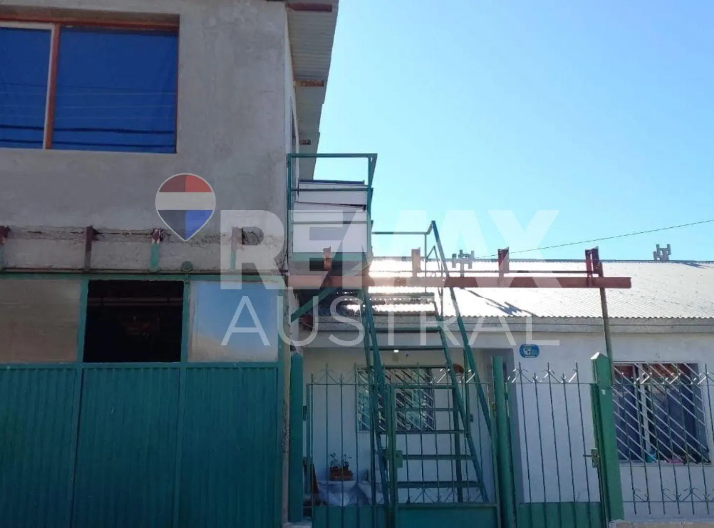 Km 8 2 departamentos Venta, 3 y 1 dorm. 5