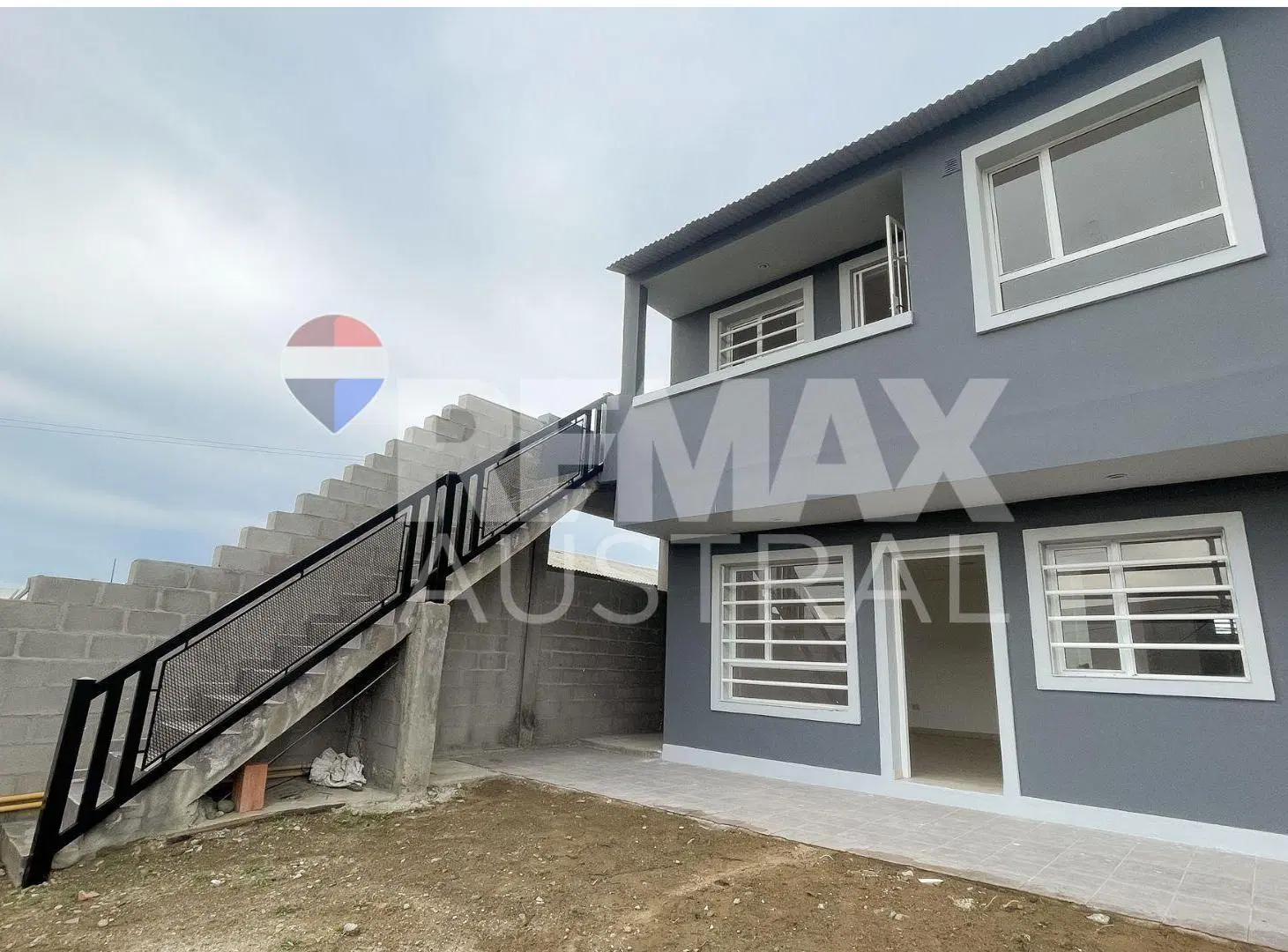 4 Deptos, Venta. B° Tres Pinos  Giraudo 806 7