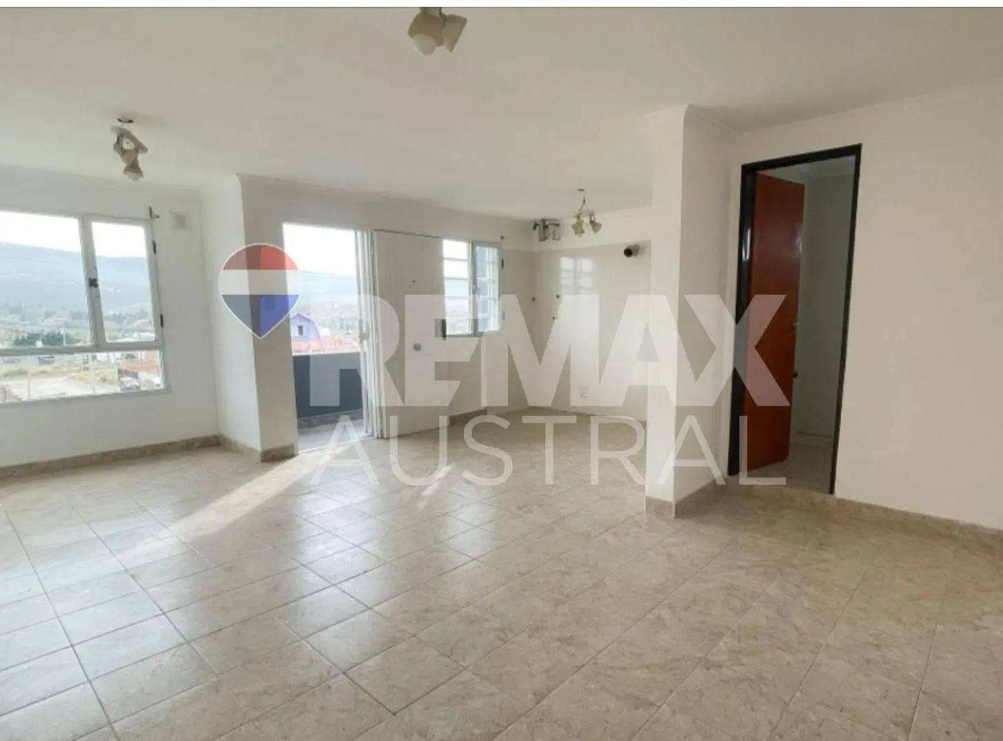 4 Deptos, Venta. B° Tres Pinos  Giraudo 806 4