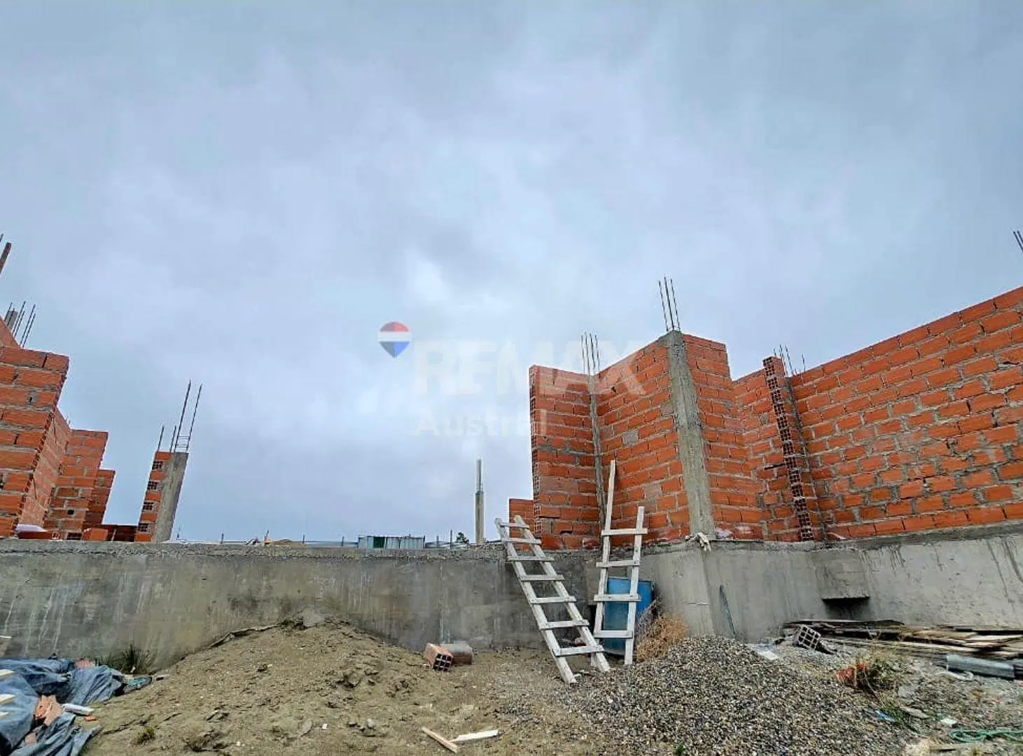 CASA DE PLAYA EN CONSTRUCCIÓN — LA HERRADURA 3