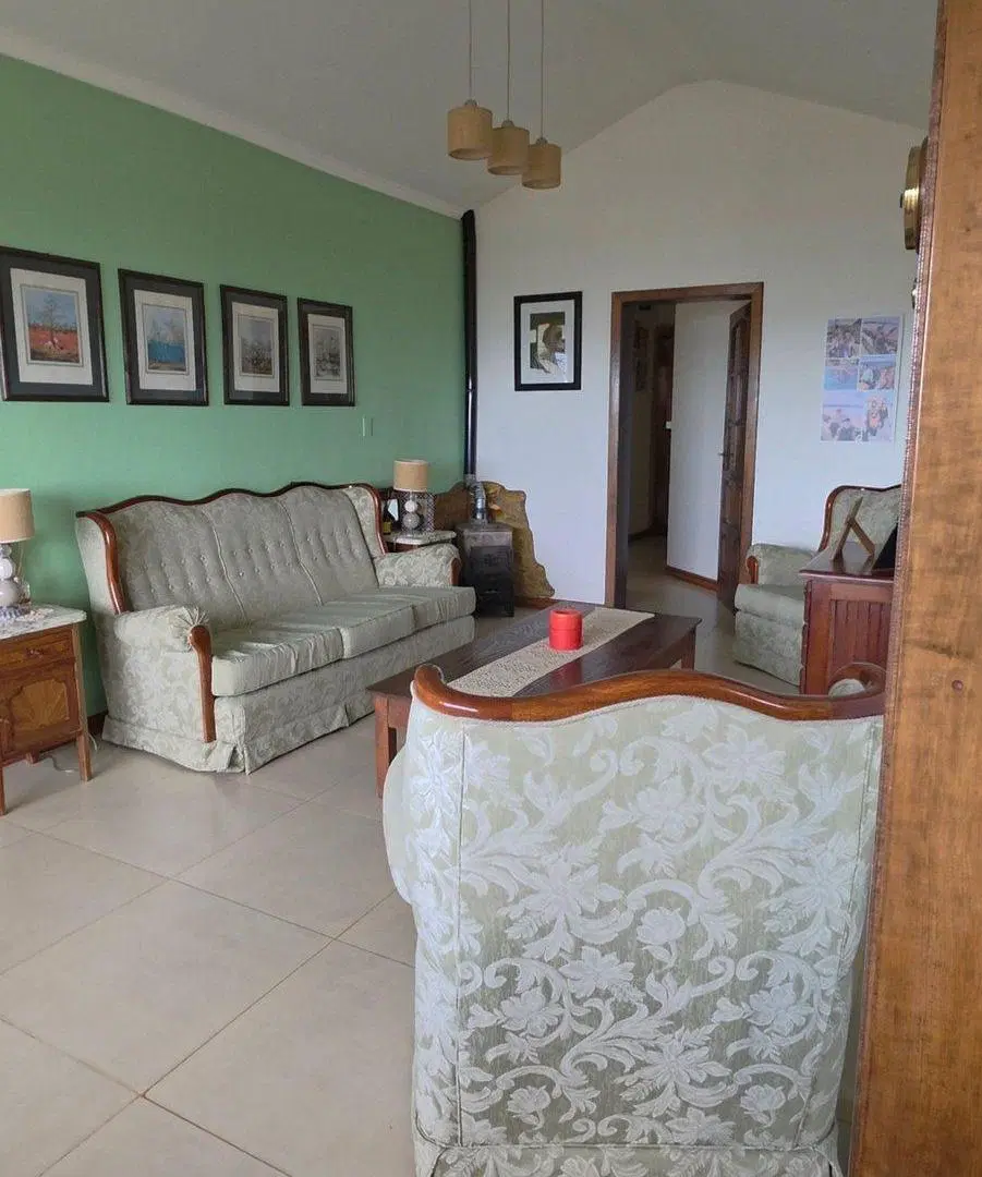 CASA SOBRE COSTANERA DE RADA TILLY 2