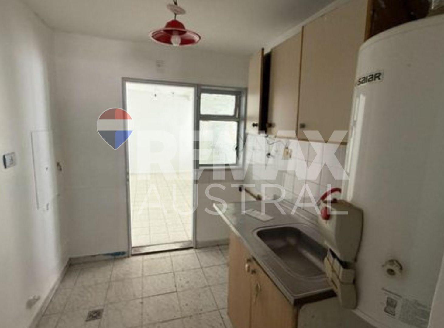 Foto de CASA CON LOCAL-BºSAN CAYETANO, imagen 1