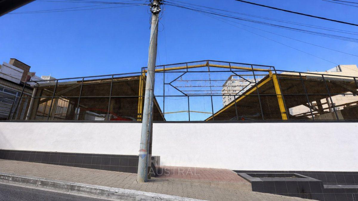 Foto de TERRENO CON SALIDA A DOS CALLES CENTRO COMODORO, imagen 4