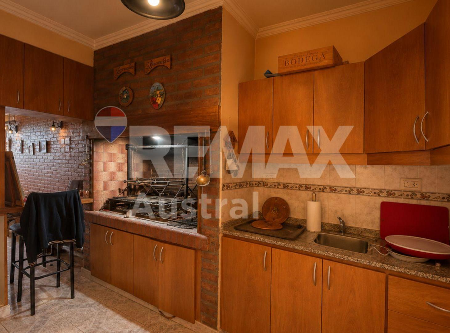 Foto de CASA BARRIO JOSE FUCHS + 3 DORMITORIOS, imagen 3