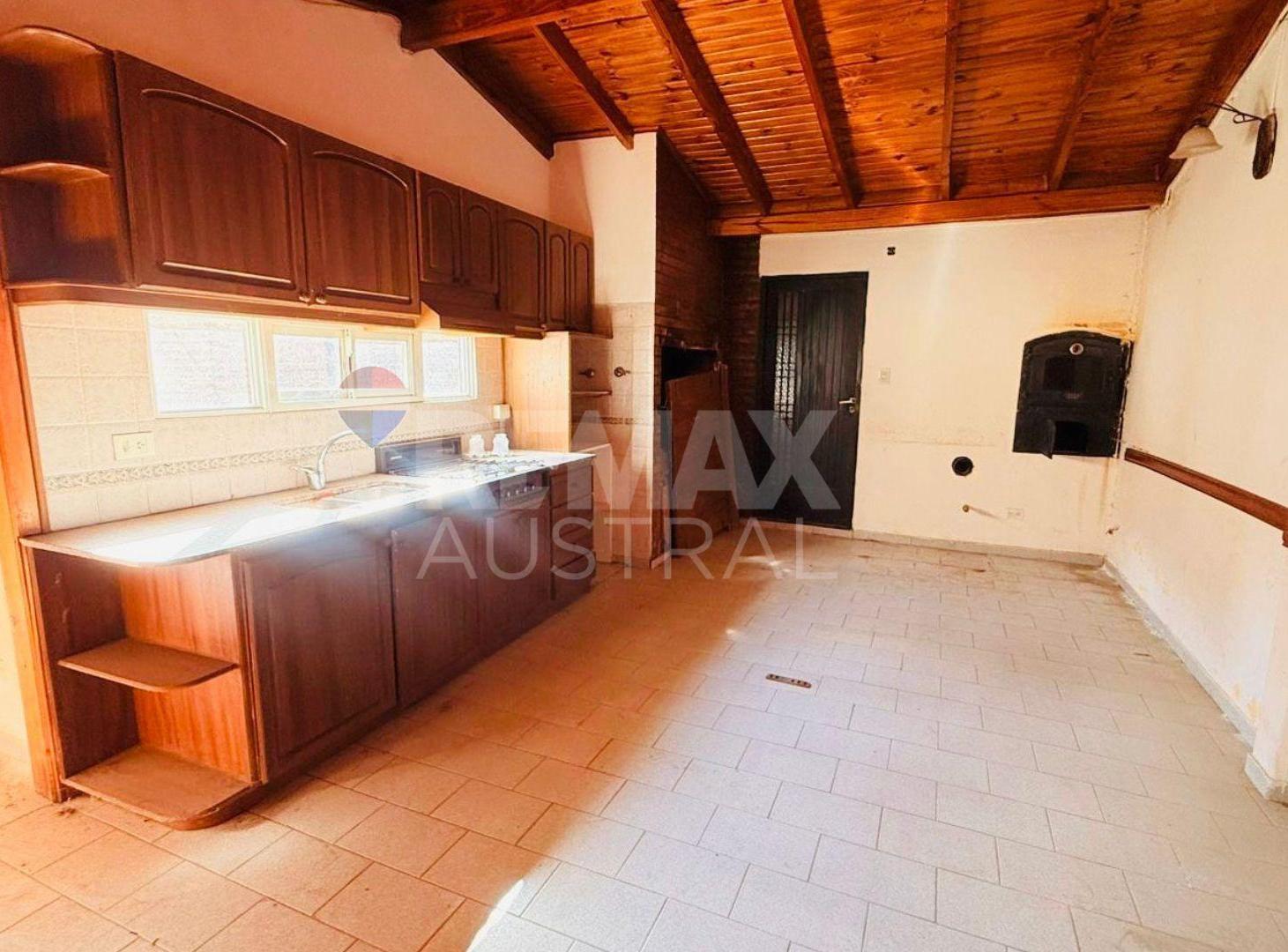 Foto de CASA 3 DORMITORIOS BARRIO PUEYRREDON, imagen 1