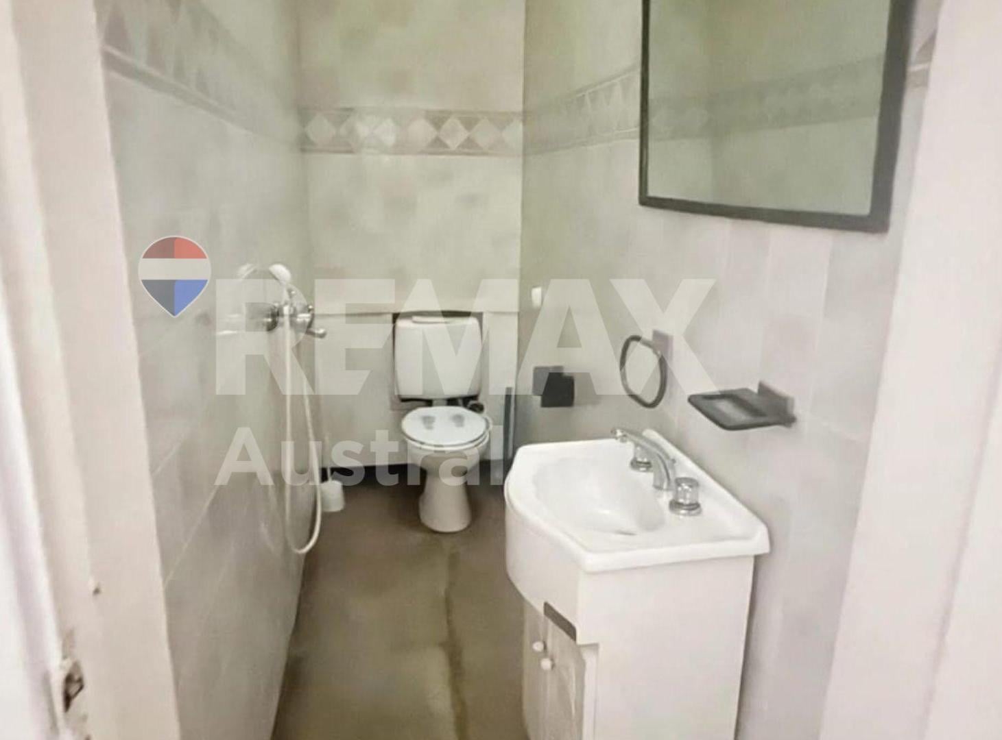Foto de ALQUILER MONOAMBIENTE AMPLIO CENTRO COMODORO, imagen 5