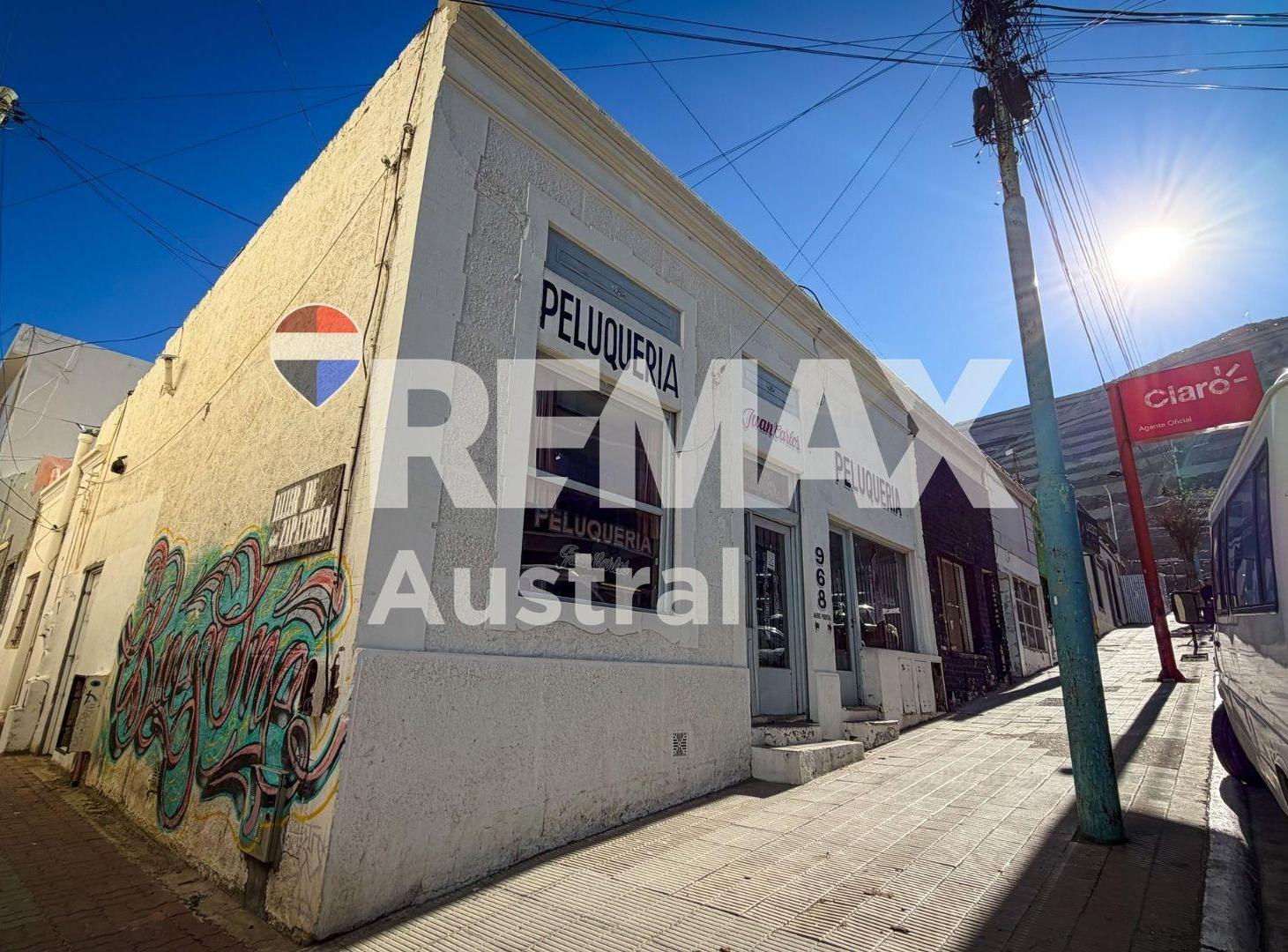 Foto de LOCALES EN VENTA - PLENO CENTRO COMODORO RIVADAVIA, imagen 1