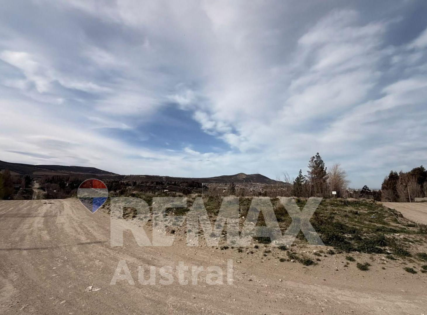 Foto de TERRENO 2500M2. BARRIO TRES PINOS, imagen 1