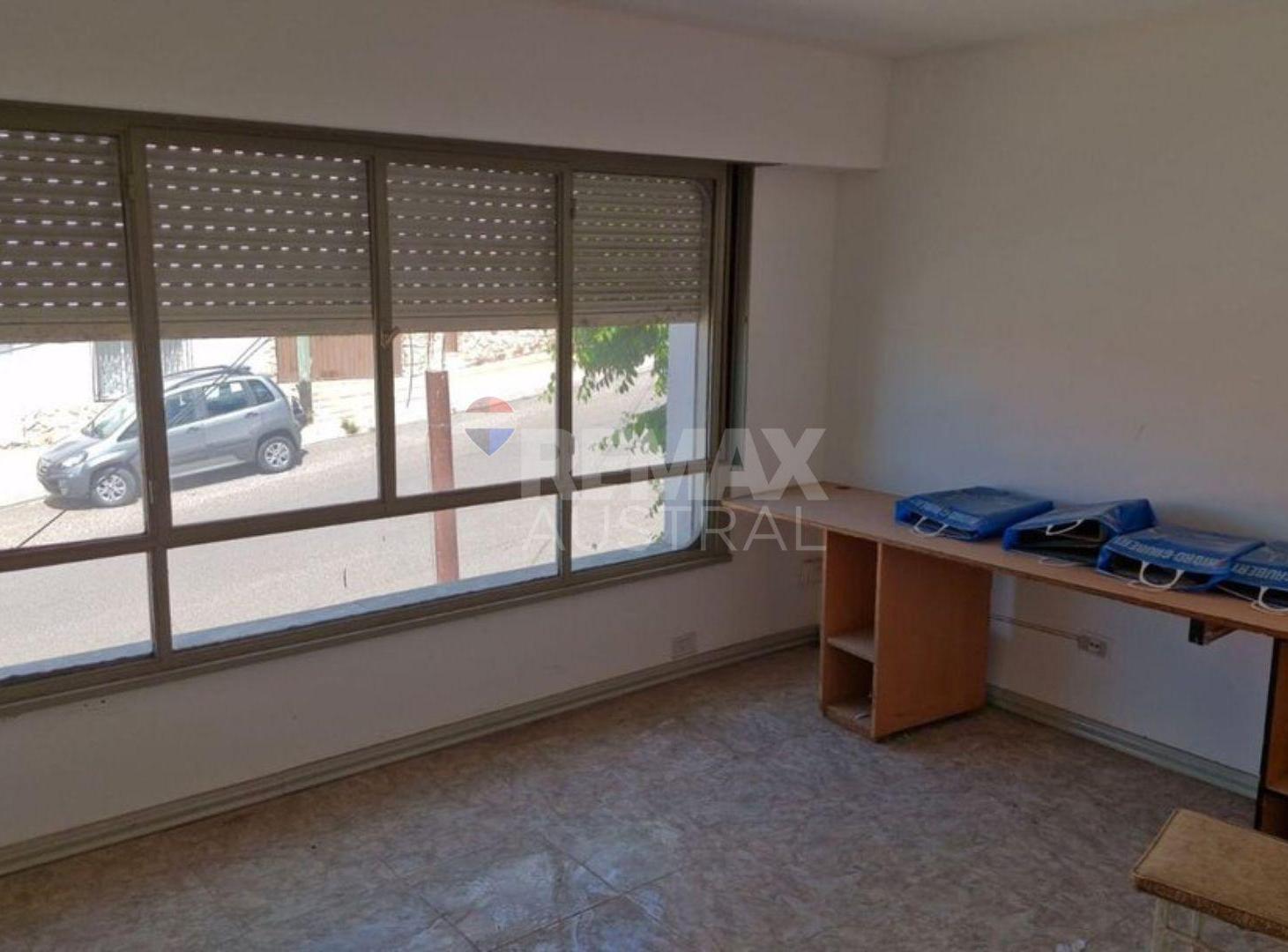 Foto de LOCAL COMERCIAL/PROFESIONAL - CASA - CENTRO, imagen 3