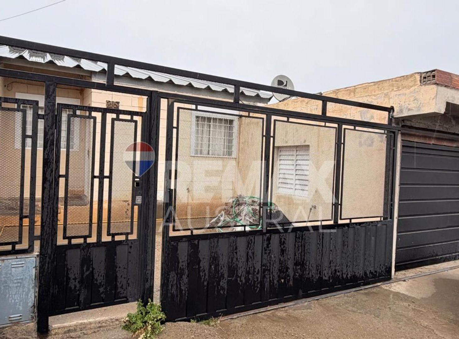 Foto de CASA TRES DORMITORIOS- ISIDRO QUIROGA, imagen 3