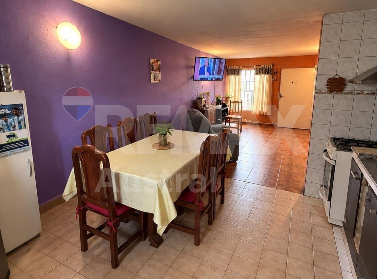 Foto de CASA 4 DORMITORIOS ISIDRO QUIROGA, imagen 3