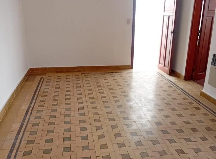DOS DORMITORIOS IMPECABLE CON PATIO EN BARRIO PUEYRREDON 4