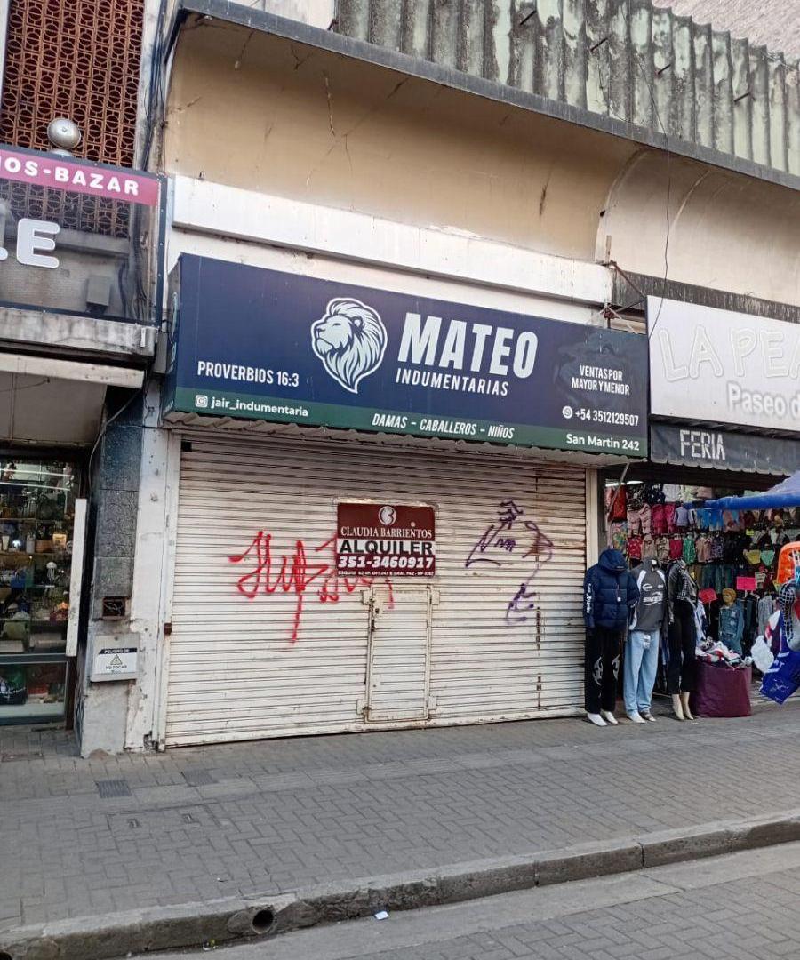 Foto de LOCAL COMERCIAL SOBRE CALLE SAN MARTIN A METROS DE AV OLMOS, imagen 2