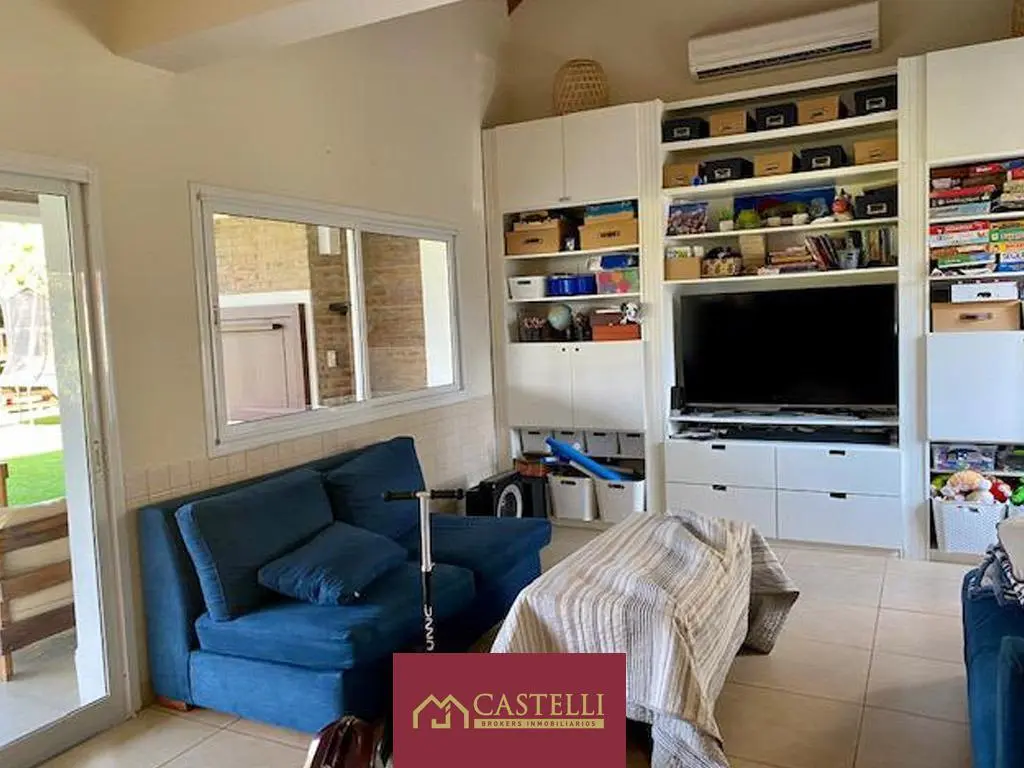 Casa 6 ambientes en Venta Pilar 2
