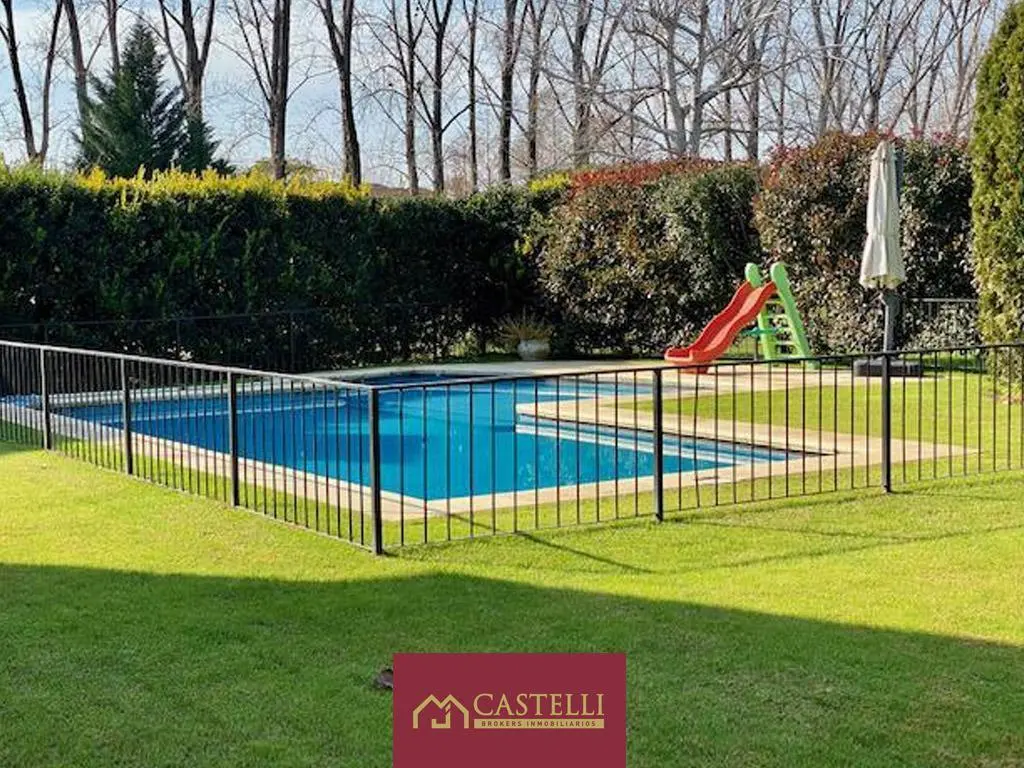Casa 6 ambientes en Venta Pilar 3