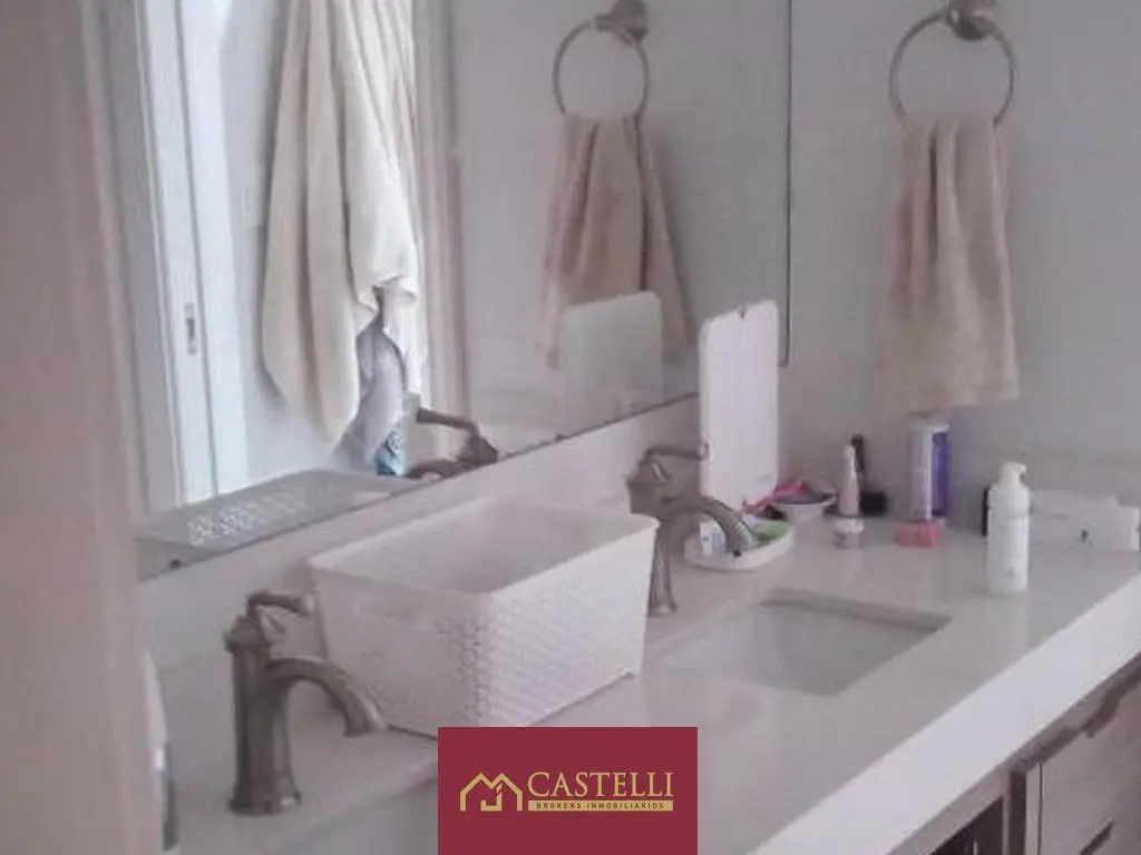 Casa 6 ambientes en Venta Pilar 4