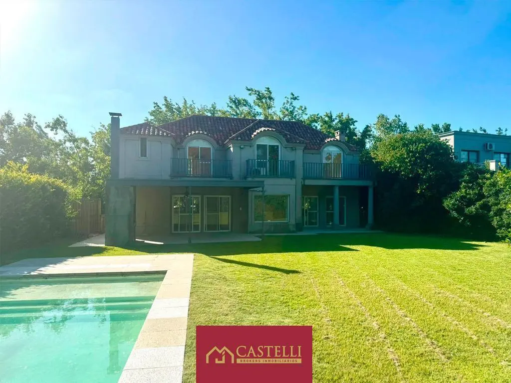 CASA EN VENTA AYRES DE PILAR 4