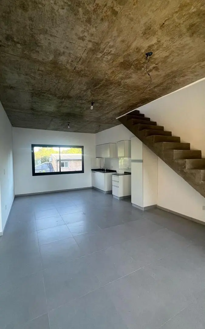 Departamento en Complejo Las Retamas 5